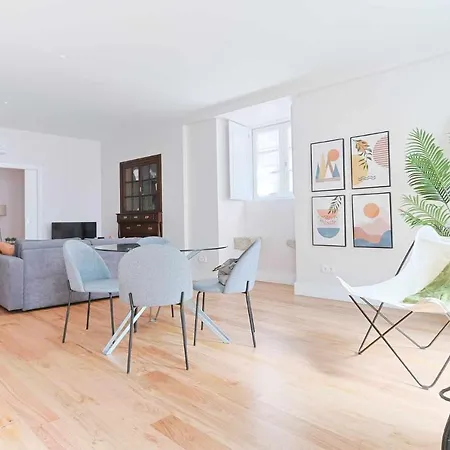 Downtown Charming Poldras Apartment Chaves